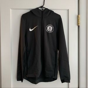 Brooklyn Nets Official Nike Warm-Up Sweatshirt 2019 - Small